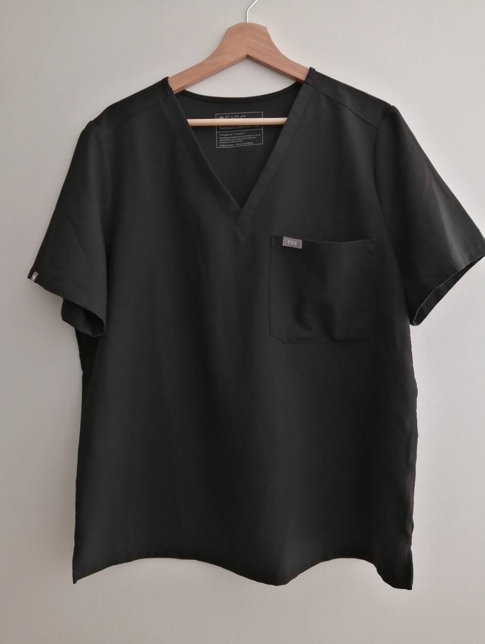 Figs Catarina One Pocket Scrub Top Short Sleeve Black Size XL